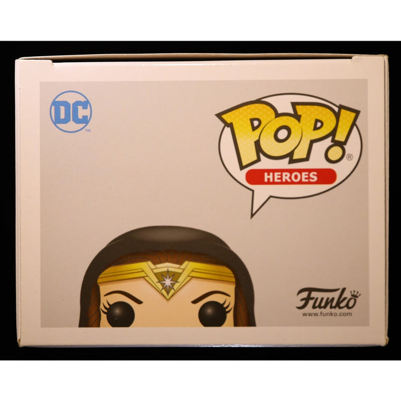 Funko Pop Wonder Woman #229 Entertainment Earth Exclusive Cloak